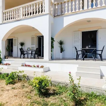 A&m - Studio With Terrace And Sea View شقة